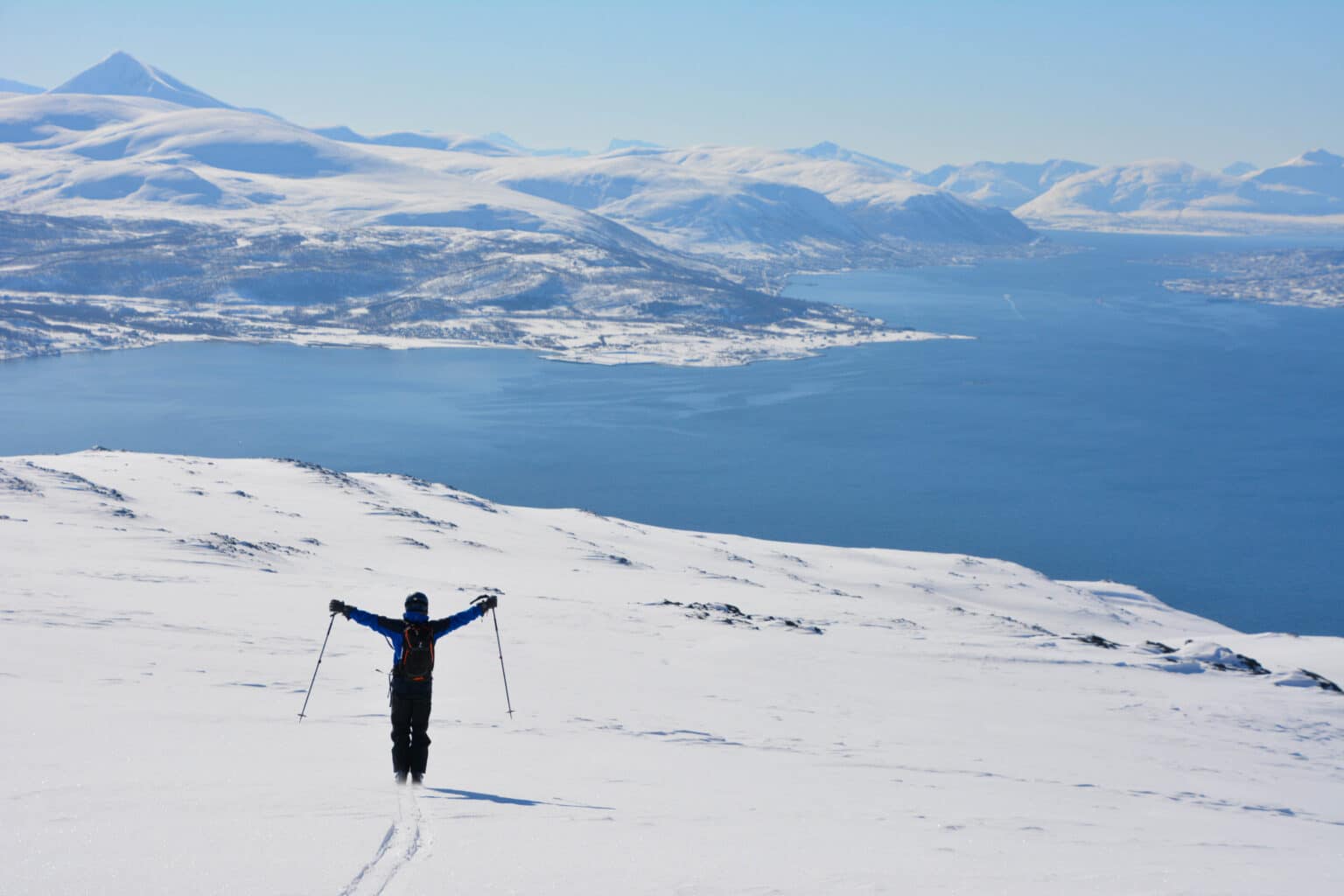 Tourskiën en splitboarden vanaf de Vulkana in Noorwegen vanaf de Moondance