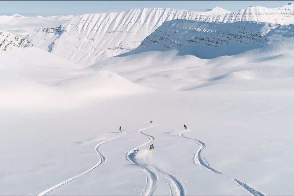 Heliskiën en boarden in IJsland - Viking Heliskiing